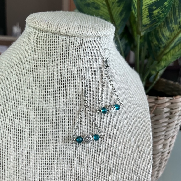 💙Handmade Earrings 💙 - Picture 5 of 9